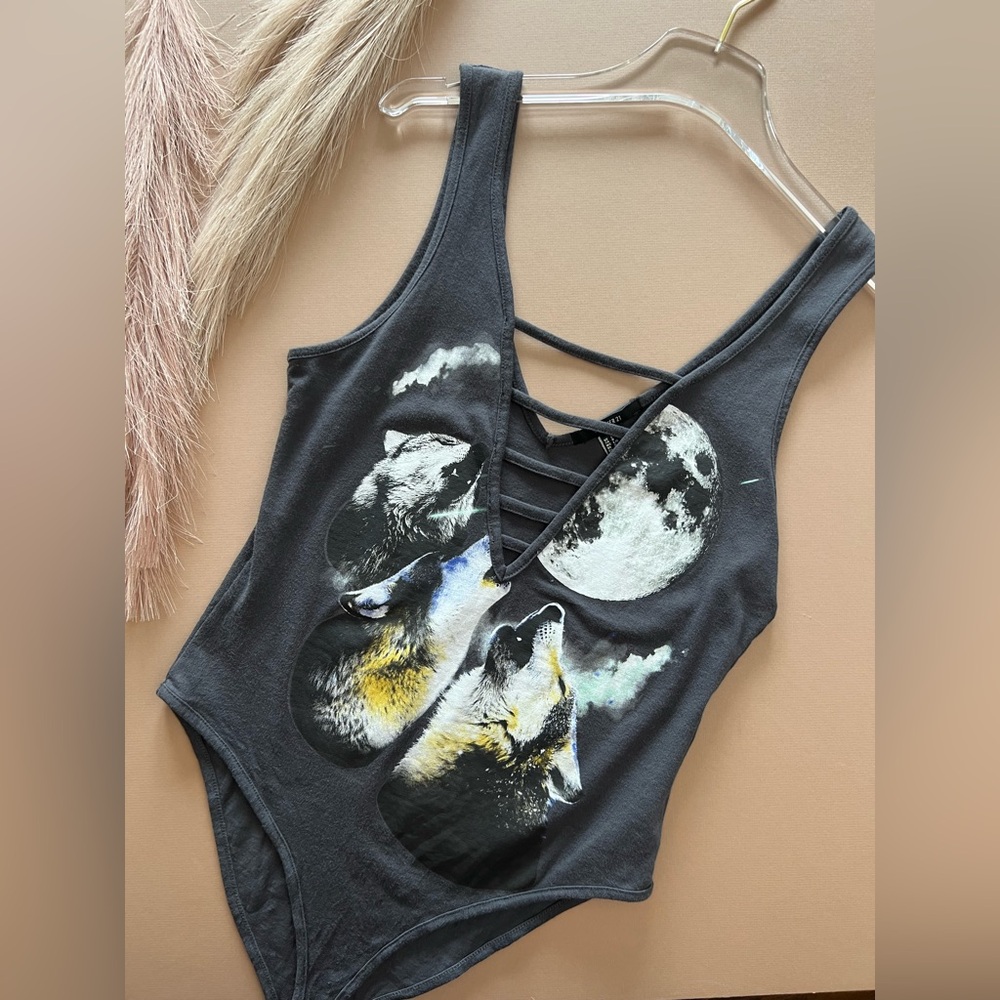 Forever 21 Caged Wolf & Moon Gray Bodysuit